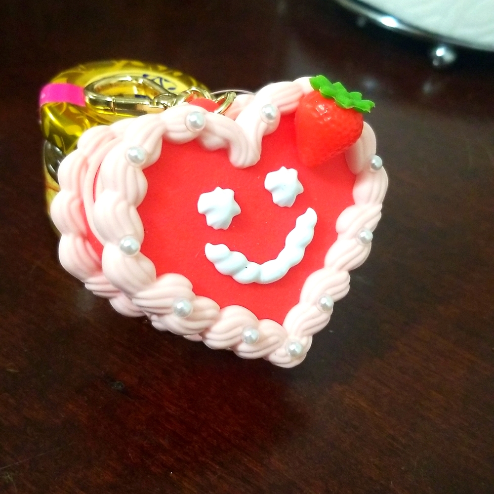 Pocket  back holder   valentine's  2024 bath and body  works. ♥️🧡💋🥰